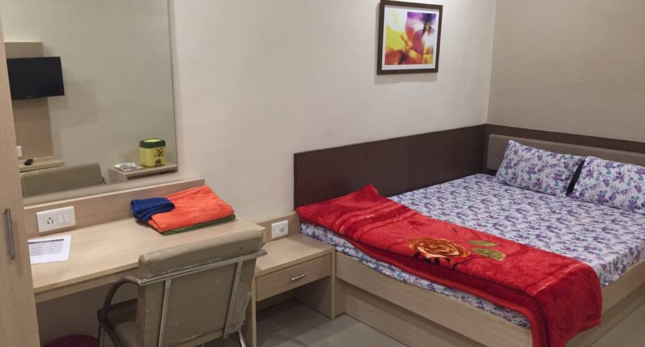 Swastik Hotel, Rajkot 5